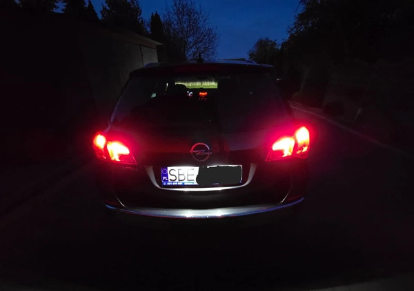 Opel Astra cena 31500 przebieg: 202200, rok produkcji 2012 z Mińsk Mazowiecki małe 154
